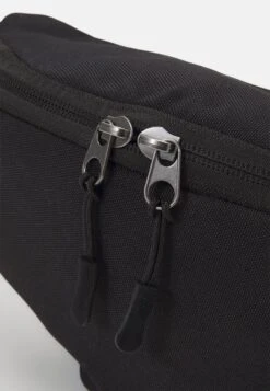 Pier One Rumpetaske - Black -Pier One 125683be70844f65a706e09415f5aff3