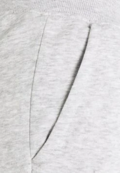 Pier One 2 Pack - Joggebukse - Mottled Light Grey/Mottled Dark Blue 21 Pier One 2 Pack - Joggebukse - Mottled Light Grey/Mottled Dark Blue -Pier One 12c6ccaf8ea149bba803c59763b574d0