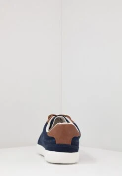 Pier One Unisex - Joggesko - Dark Blue 11 Pier One Unisex - Joggesko - Dark Blue -Pier One 1ac6e250906f4bbdbe8f2d4b585d53ea