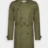 Pier One Trenchcoat - Olive 2 Pier One Trenchcoat - Olive -Pier One 2e7f2178342842f1b2f76033769cafa7