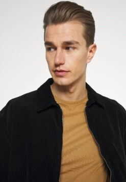 Pier One 5 Pack - T-Shirts - Brown/White/Black -Pier One 41bdebd242374d019f64e1060d47972d