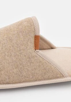 Pier One Tøfler - Beige -Pier One 4bb8e183218649be8d160cd154643fa0