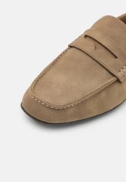 Pier One Unisex - Mokkasiner - Beige -Pier One 63ecea7199cf49cbbdcbef186378d3a2