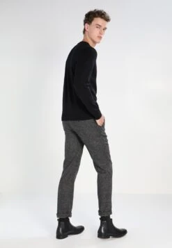 Pier One Strikkegenser - Black -Pier One 675afff738254777bfb69195257fb8da