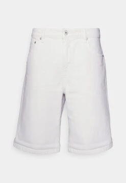 Pier One Colored Twill White Denim - Jeansshorts - White Denim -Pier One 6a5714ed158c42c1a08428fb46cf4ed5