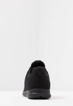 Pier One Joggesko - Black -Pier One 8c04451f4e72418c90d848f6c7b77d6d