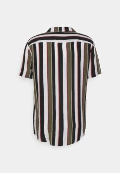 Pier One -Pier One 95027a0cea5c4f2d83b63a26d2e7b134