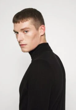 Pier One 2 Pack - Basic Turtleneck - Strikkegenser - Black -Pier One ba24480cf8154010bec41b201027e1a6