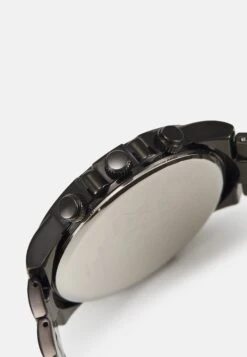 Pier One Klokke - Black 8 Pier One Klokke - Black -Pier One c9f9fcb159064dcd99ccab6d1a17c36a