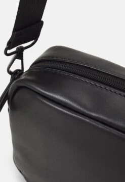 Pier One Skulderveske - Black -Pier One d02004617a7a44b282874b81502ee128