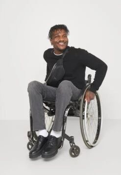 Pier One Jeans Straight Leg - Grey Denim -Pier One d68e27744b6d4606b039de4932177e16