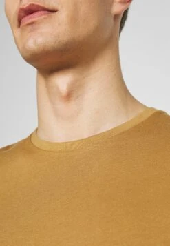 Pier One 5 Pack - T-Shirts - Brown/White/Black -Pier One e6d788f84bb349b1a0ea875ccf85985b