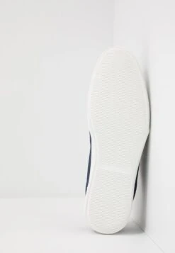 Pier One Unisex - Joggesko - Dark Blue 12 Pier One Unisex - Joggesko - Dark Blue -Pier One e752f9ad01314be7869db9ae10f02a5b