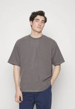 Pier One T-Shirts - Dark Grey