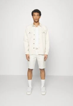 Pier One Shorts - White -Pier One f31218b3f24244a7ac73ebb78b754914