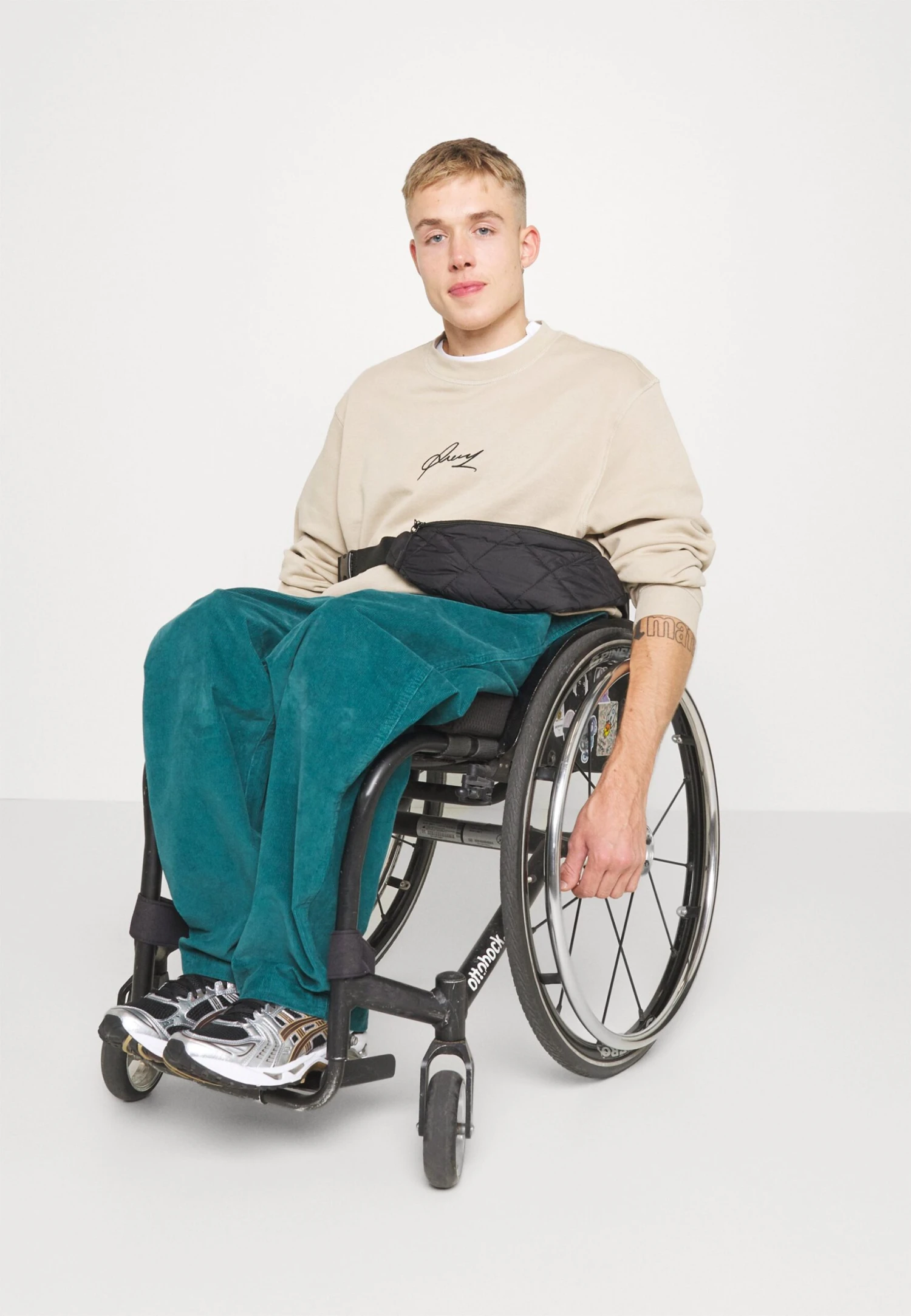 Pier One Sweatshirt - Tan 7 Pier One Sweatshirt - Tan - Bilde 5