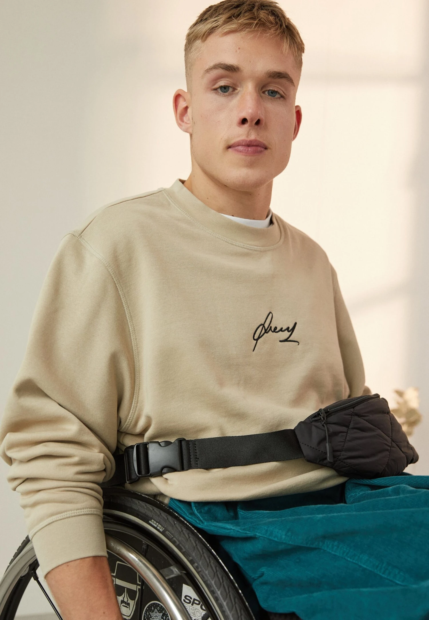 Pier One Sweatshirt - Tan 3 Pier One Sweatshirt - Tan